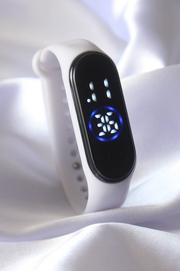 Beyaz Renk Silikon Kordonlu Dijital Dokunmatik Saat